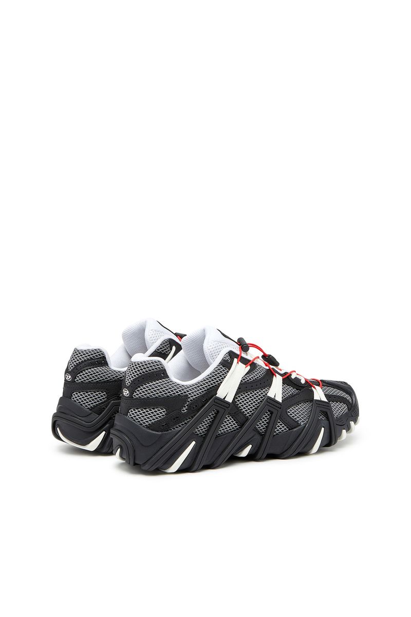 Y03274_P6896_H1532-3