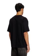 A18028_0PLAT_9XX-2