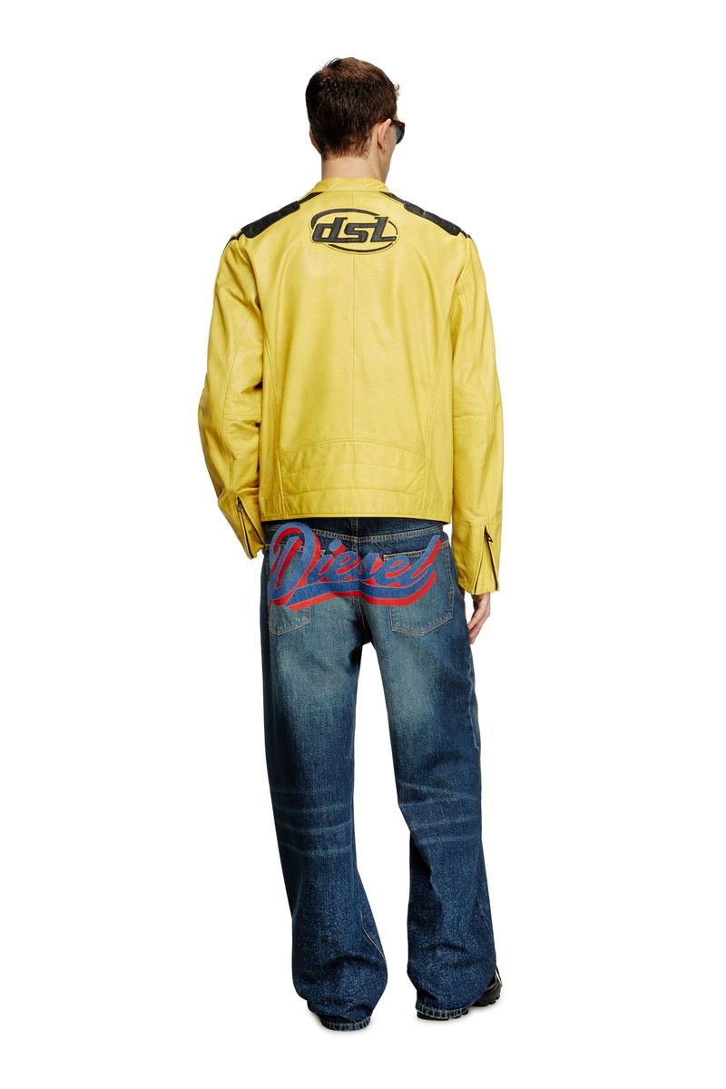 A17302_0ABDJ_01-4