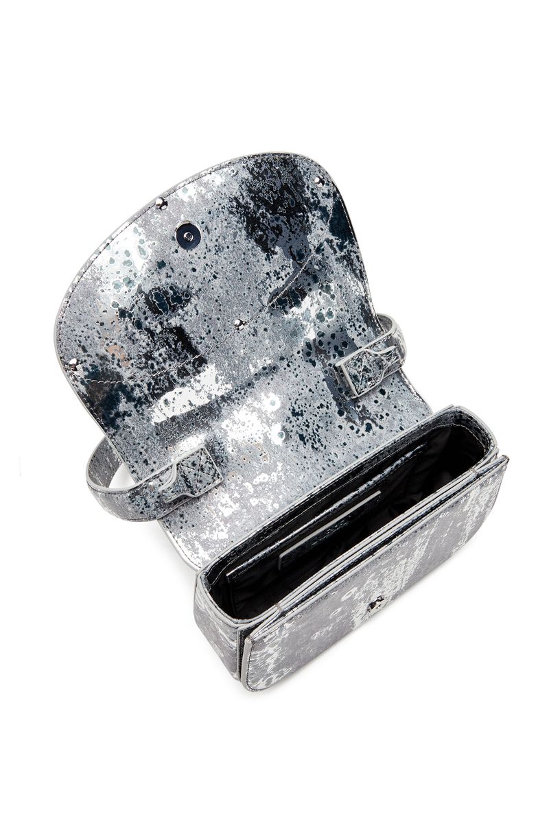 X08396_P8037_HA589-4