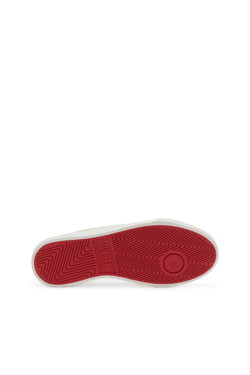 Y03500_P8112_T1002-5